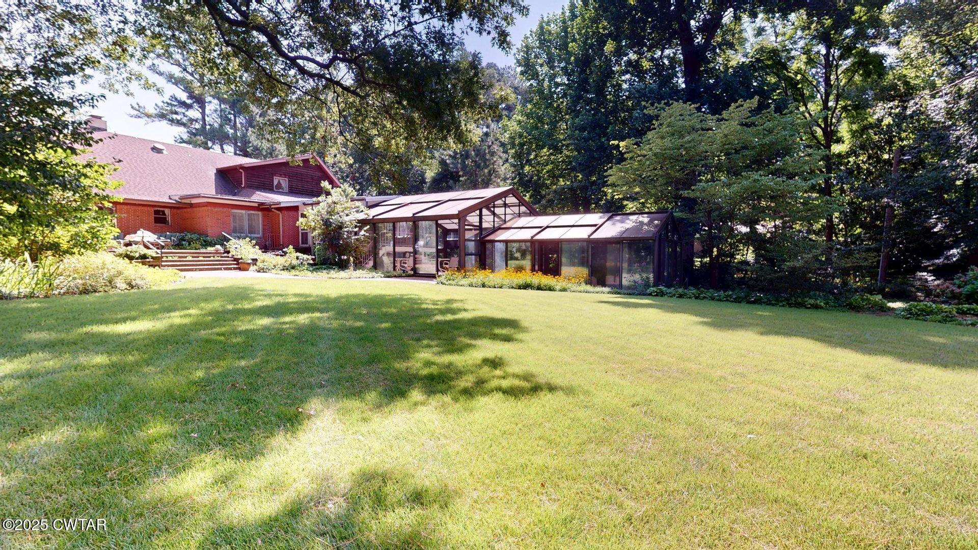 322 Flora Circle