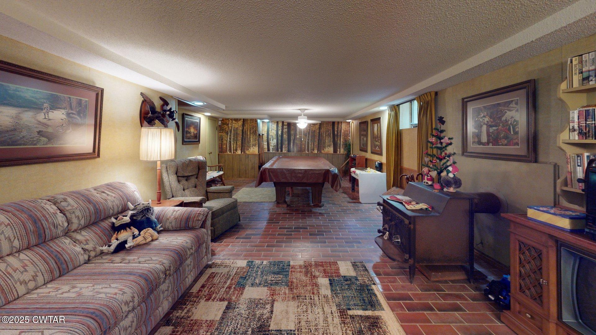 322 Flora Circle