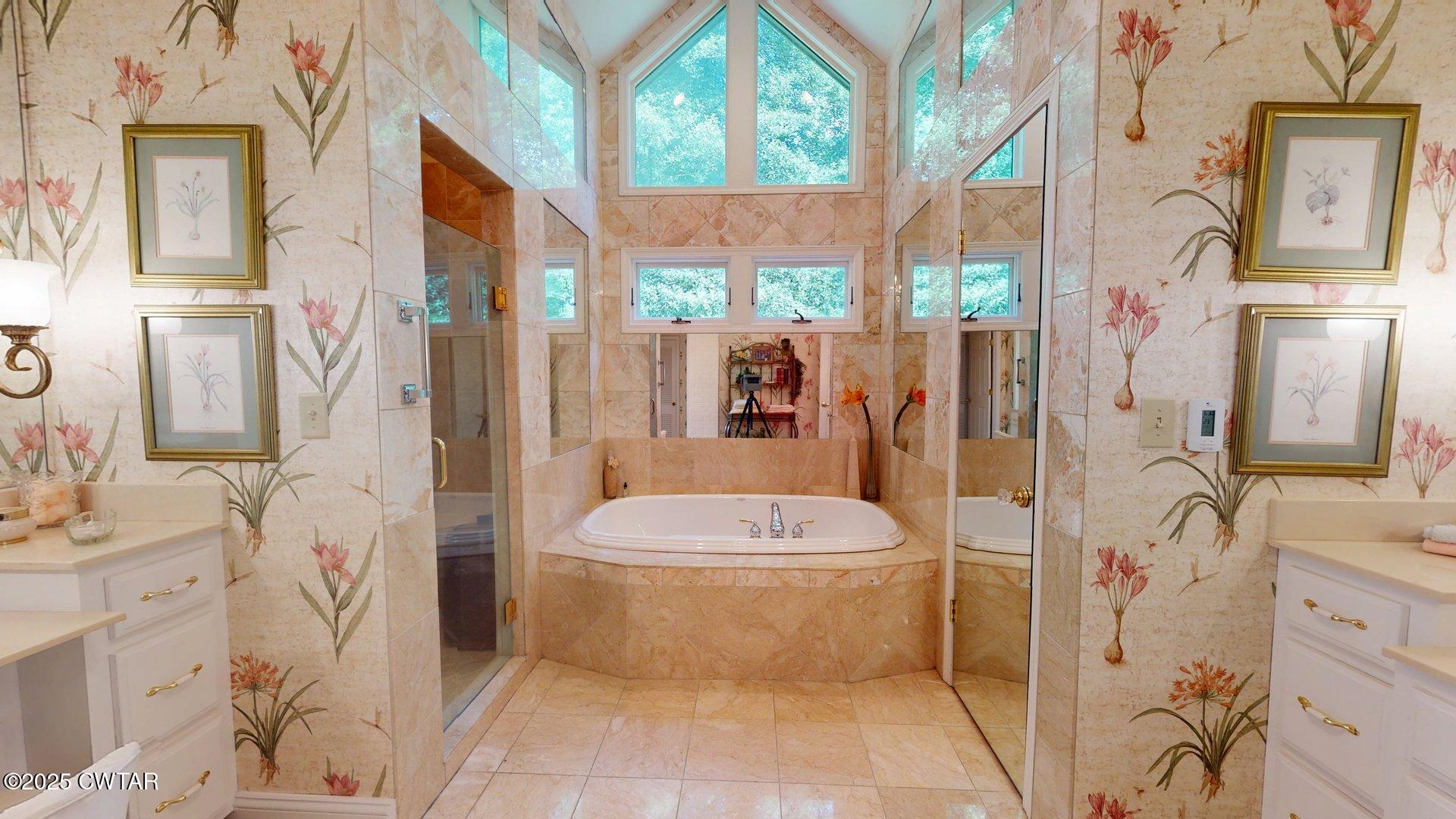 322 Flora Circle