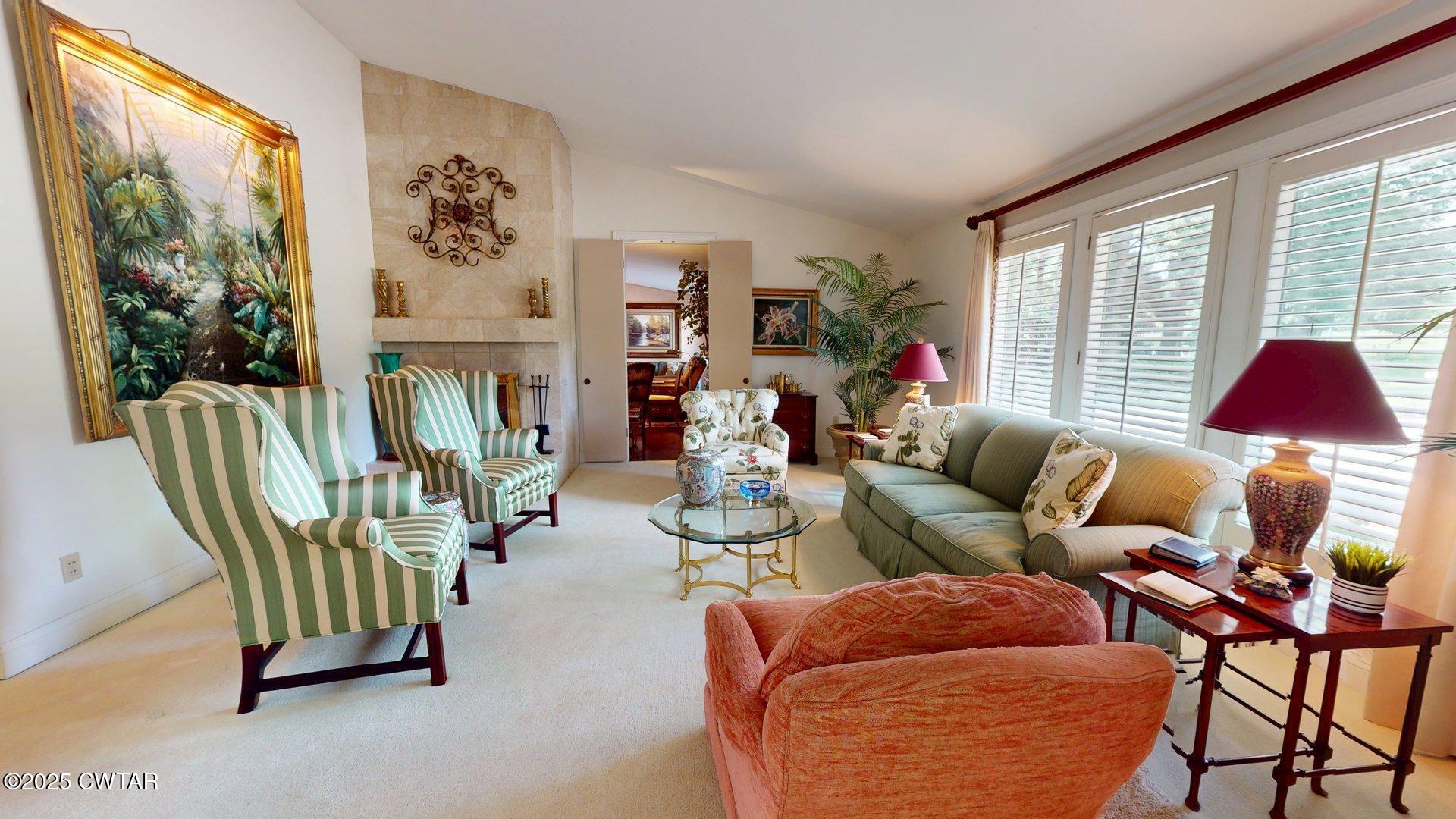 322 Flora Circle