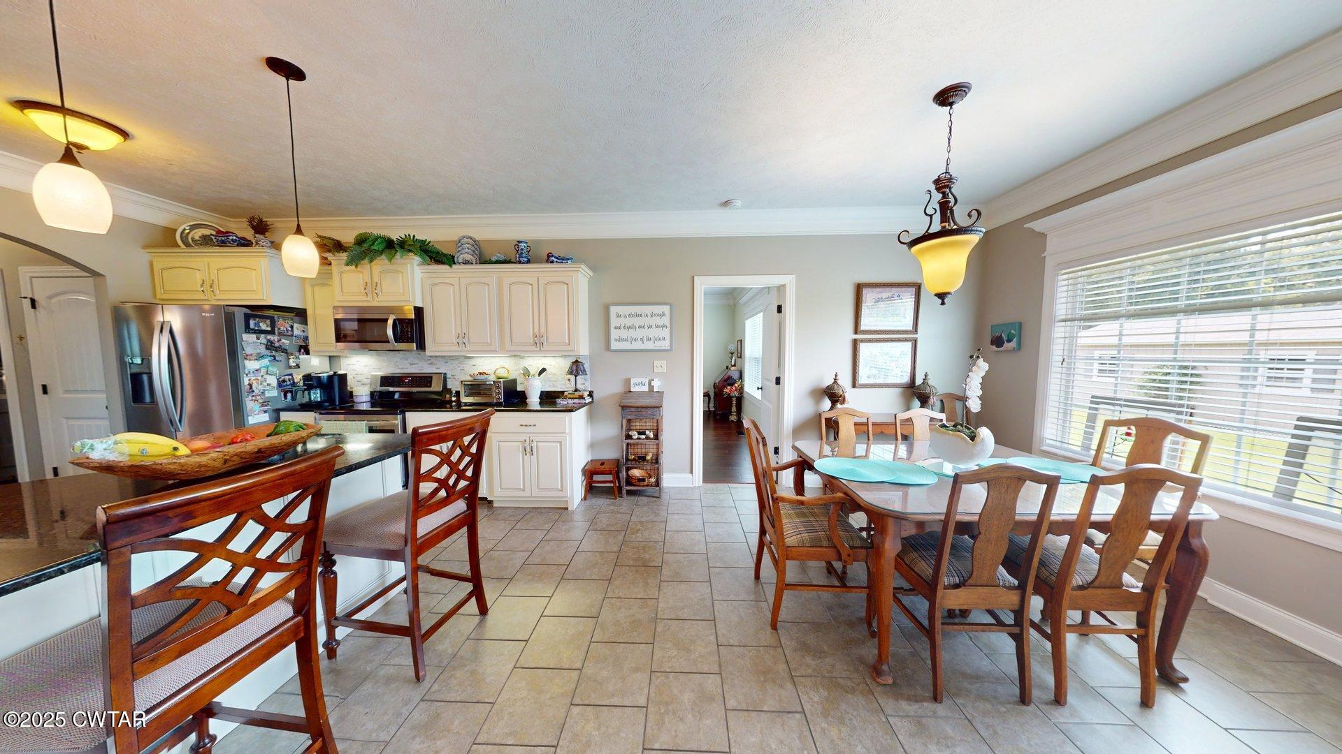 2119 Crowne Ridge Drive