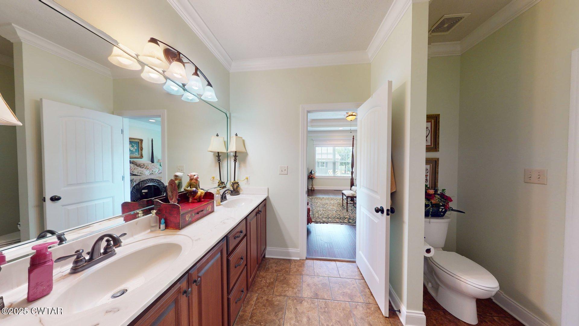 2119 Crowne Ridge Drive