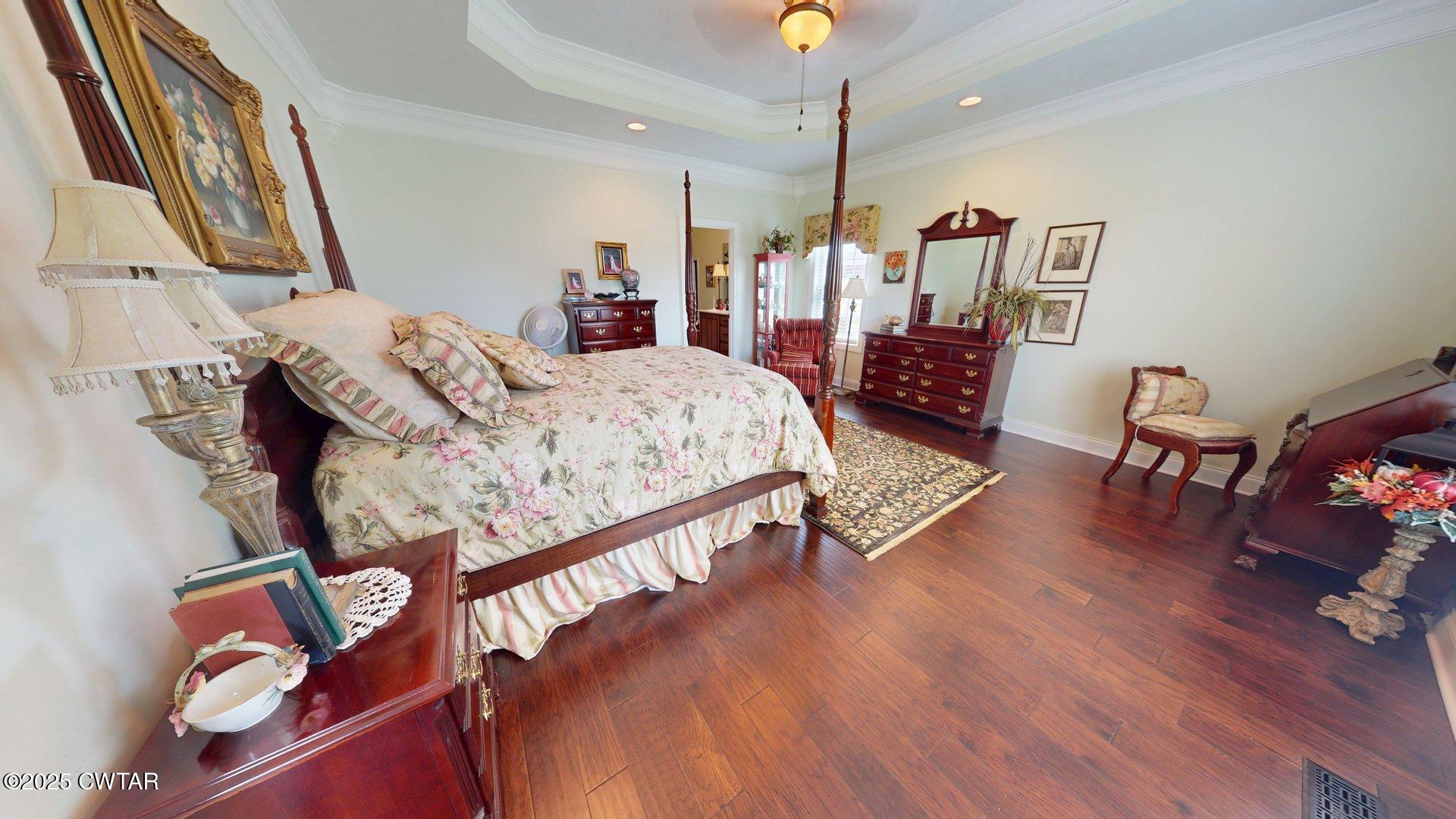 2119 Crowne Ridge Drive