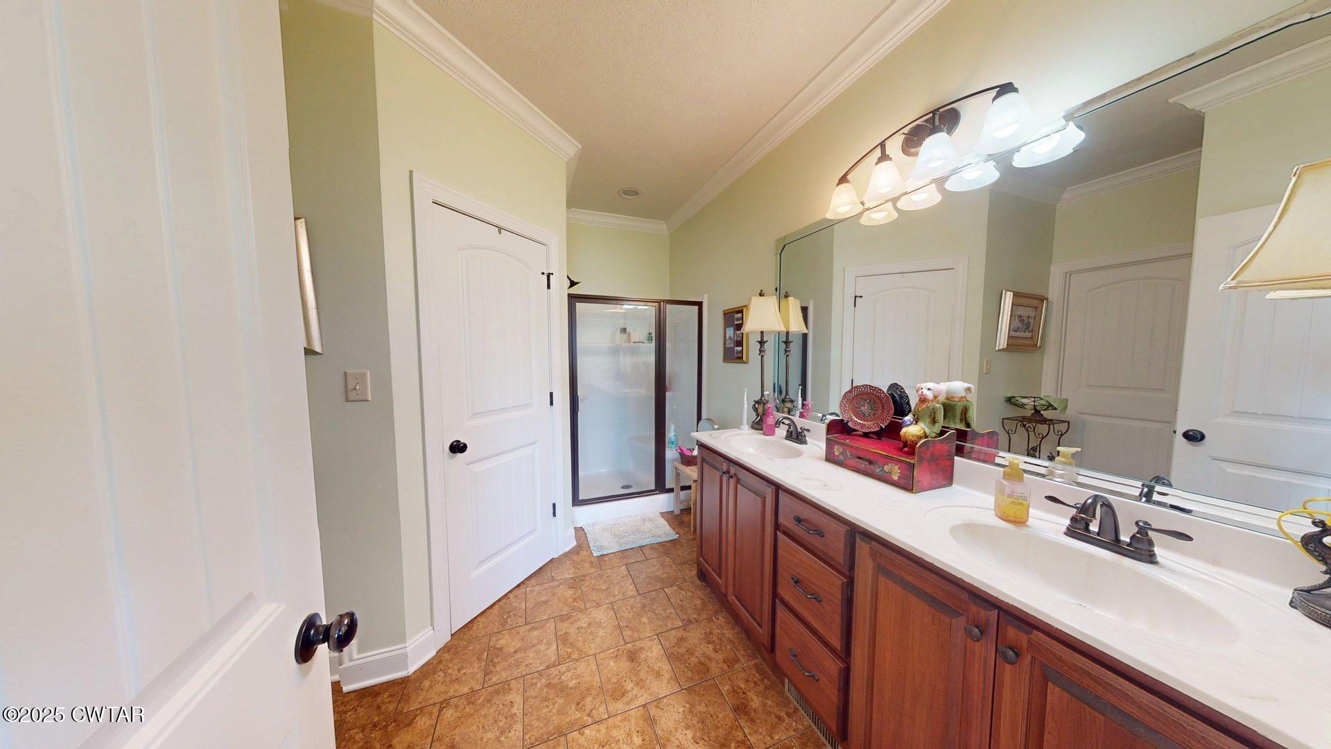 2119 Crowne Ridge Drive