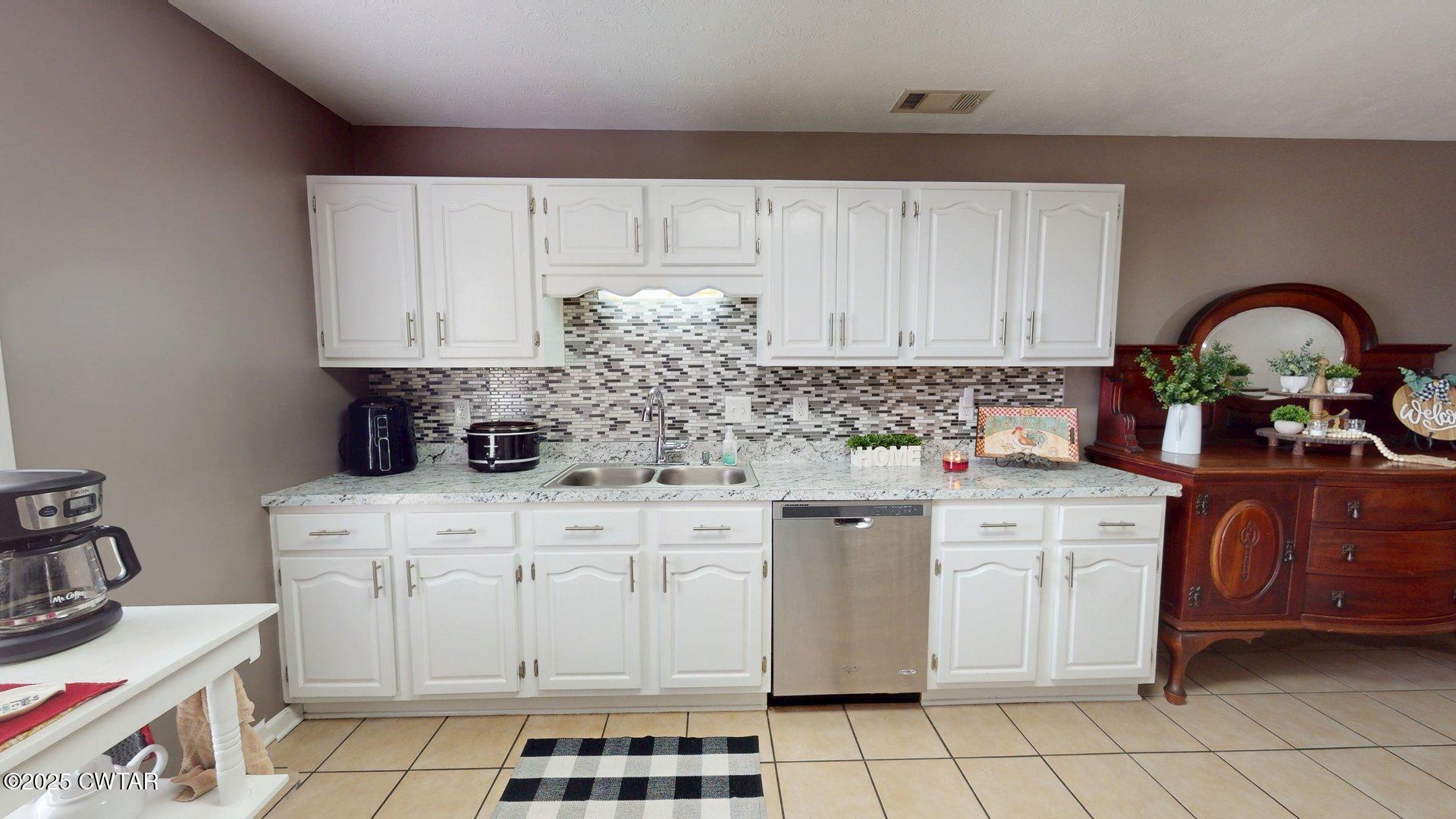 908 Sugar Pine Cove