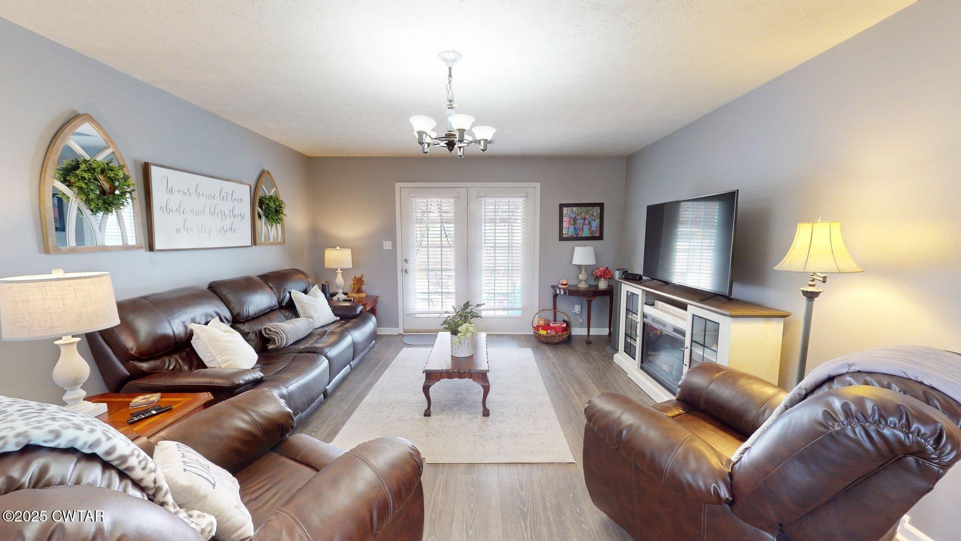 908 Sugar Pine Cove