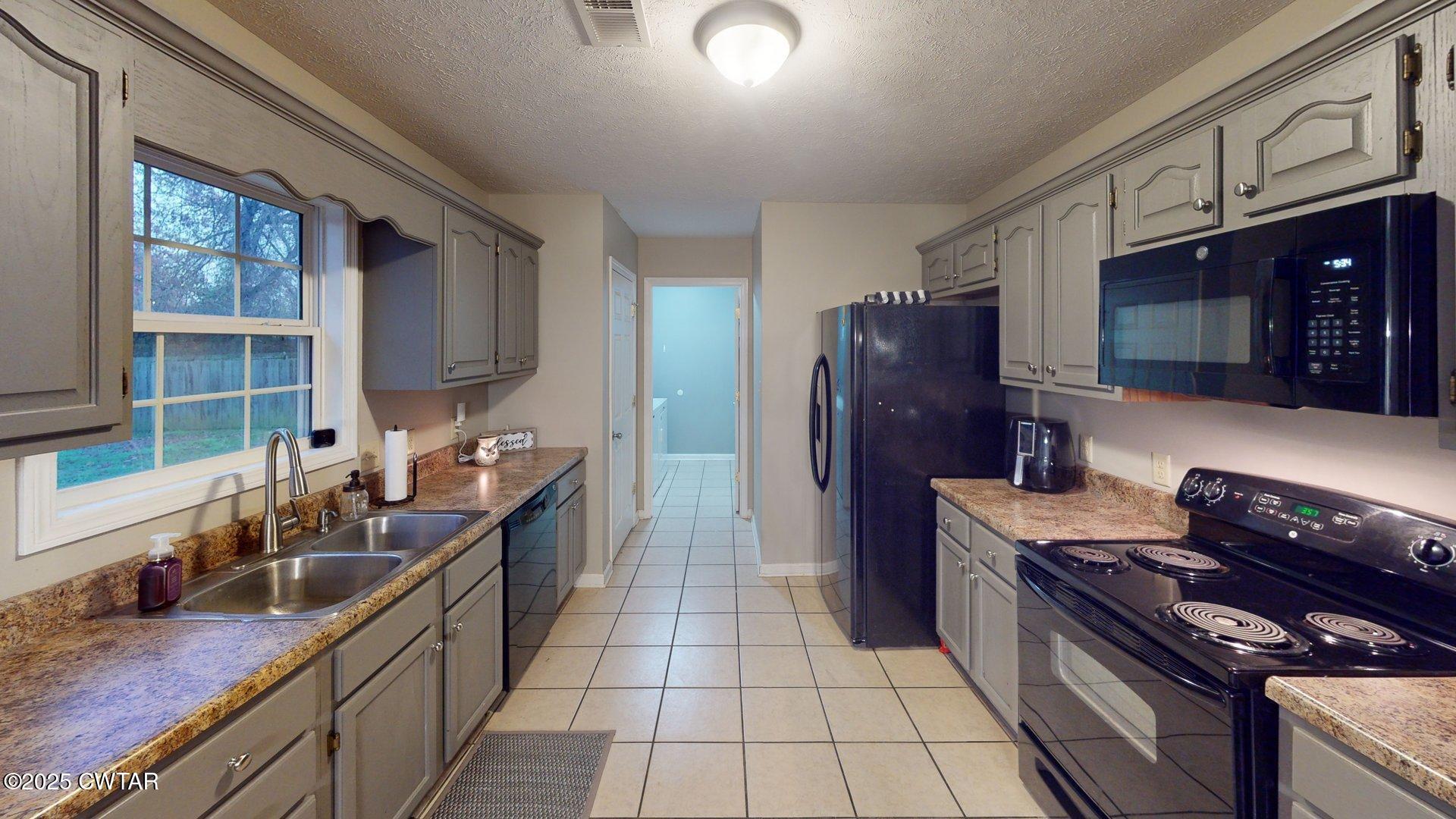 908 Granite Drive