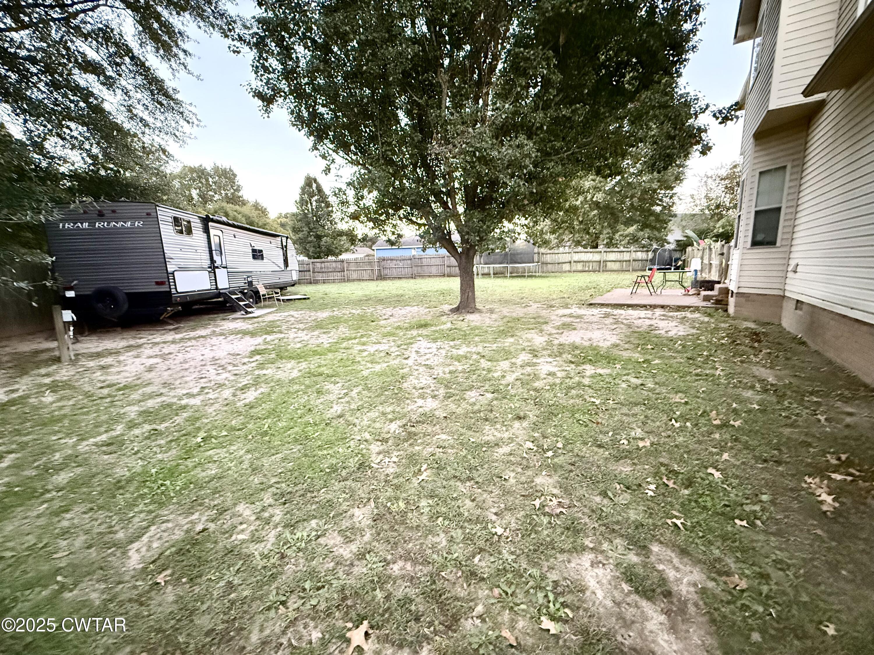 891 Lacebark Cv.