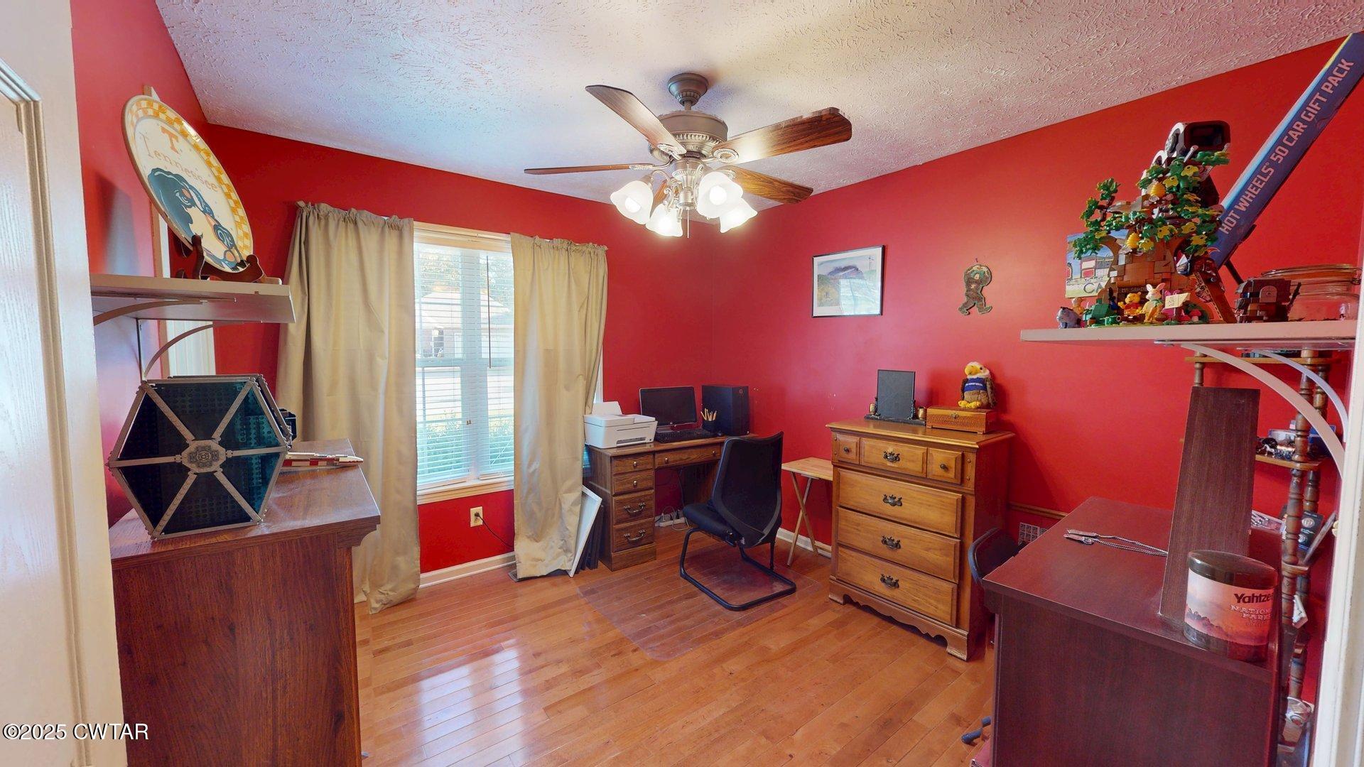 889 Torrey Pine Cove