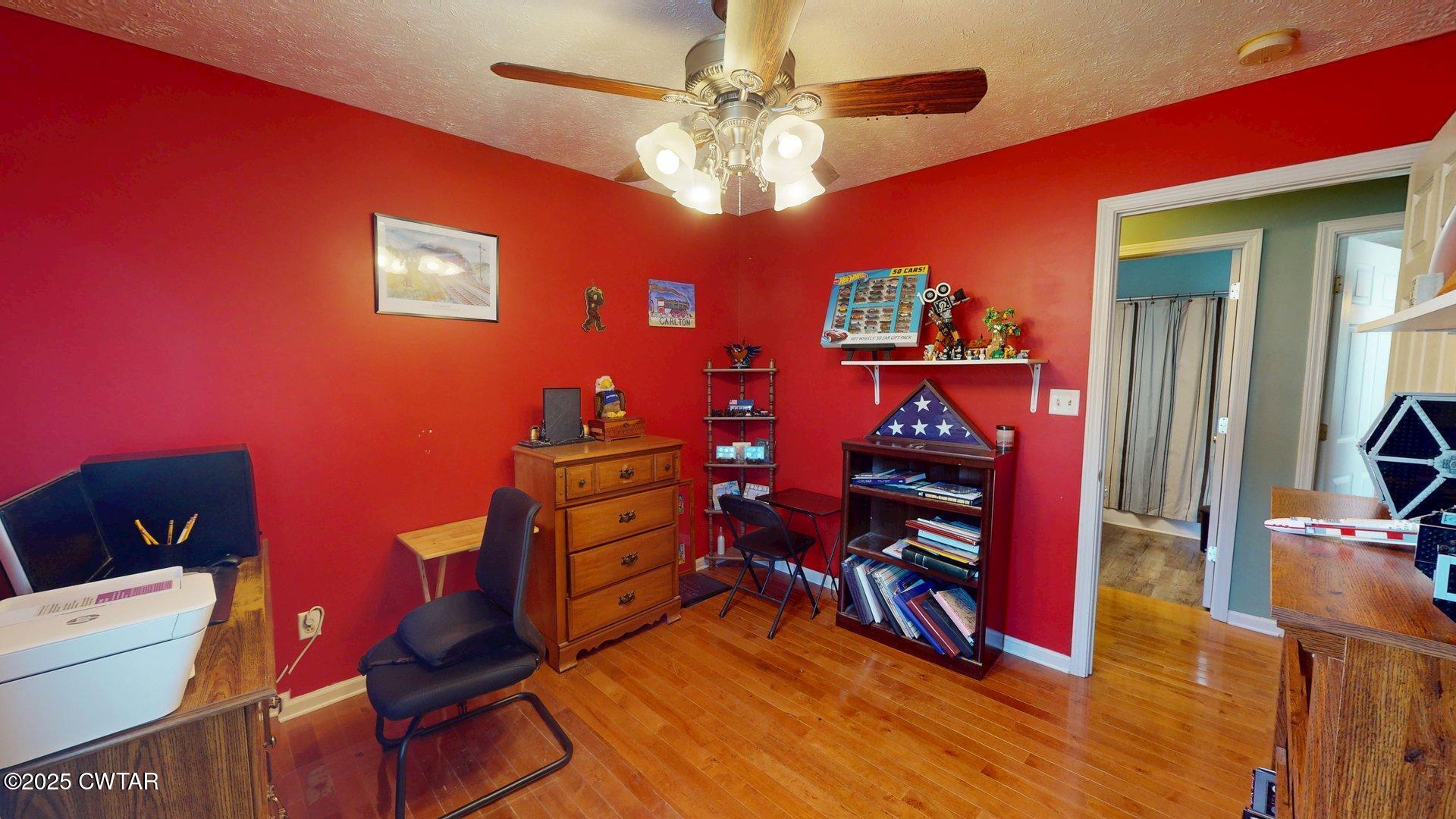 889 Torrey Pine Cove