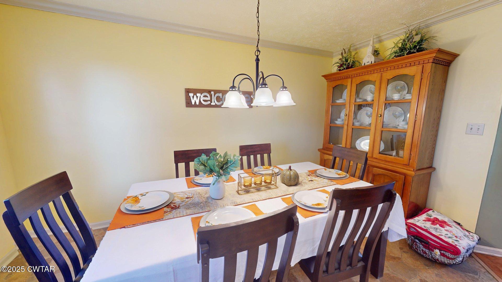 889 Torrey Pine Cove