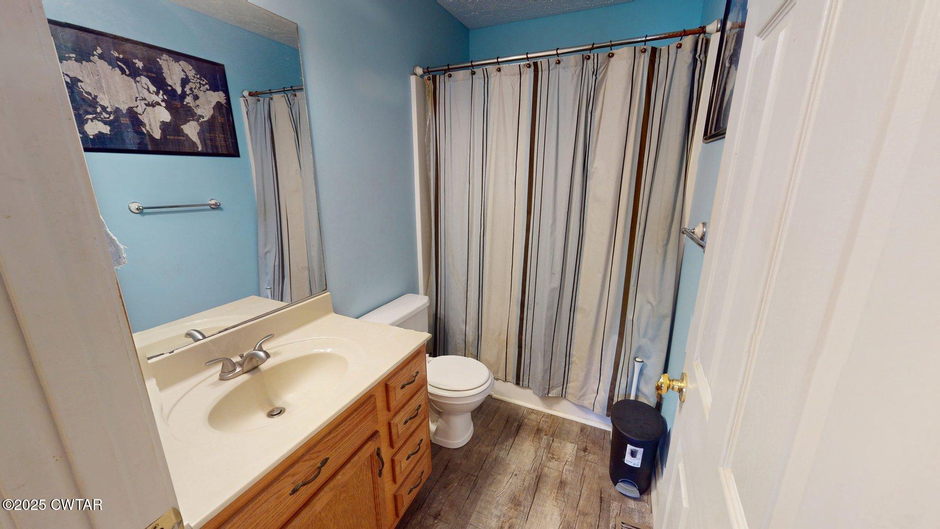 889 Torrey Pine Cove