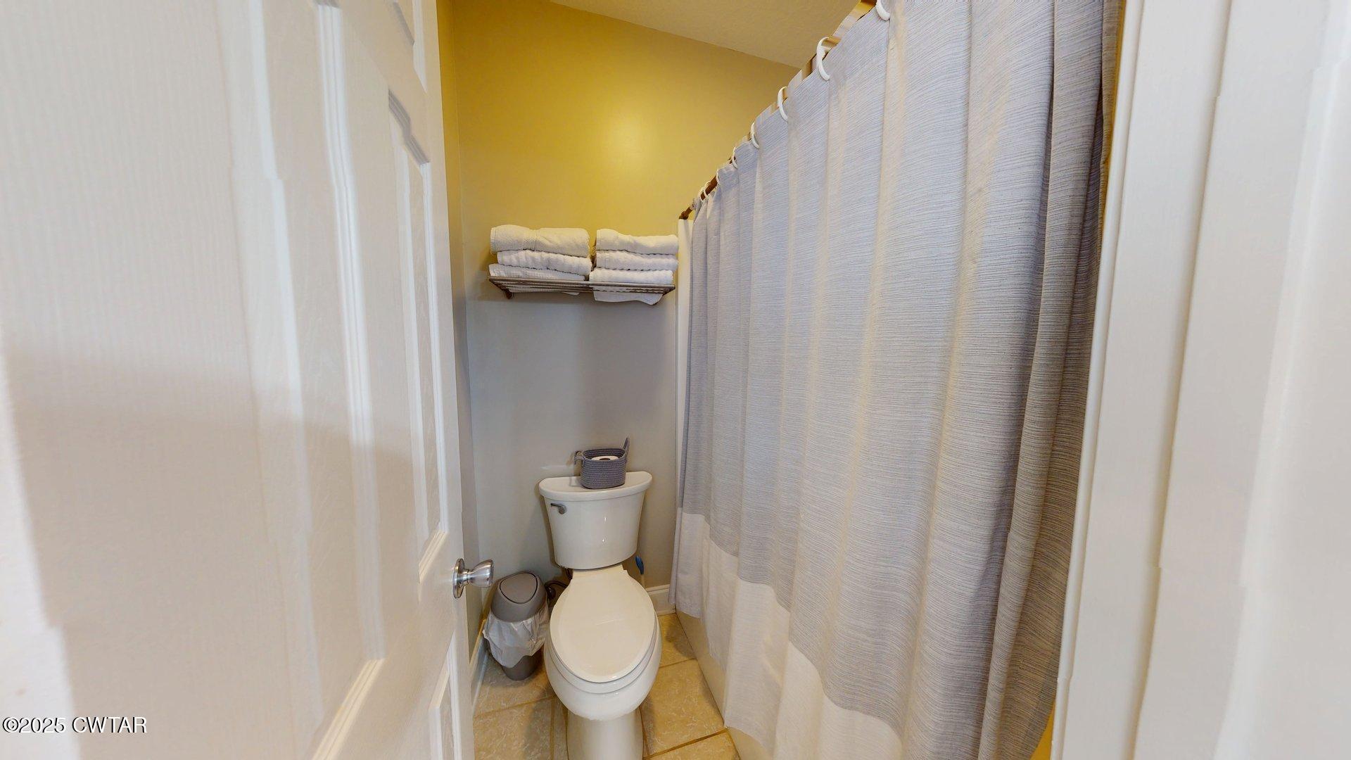1112 Crowne Pointe Drive