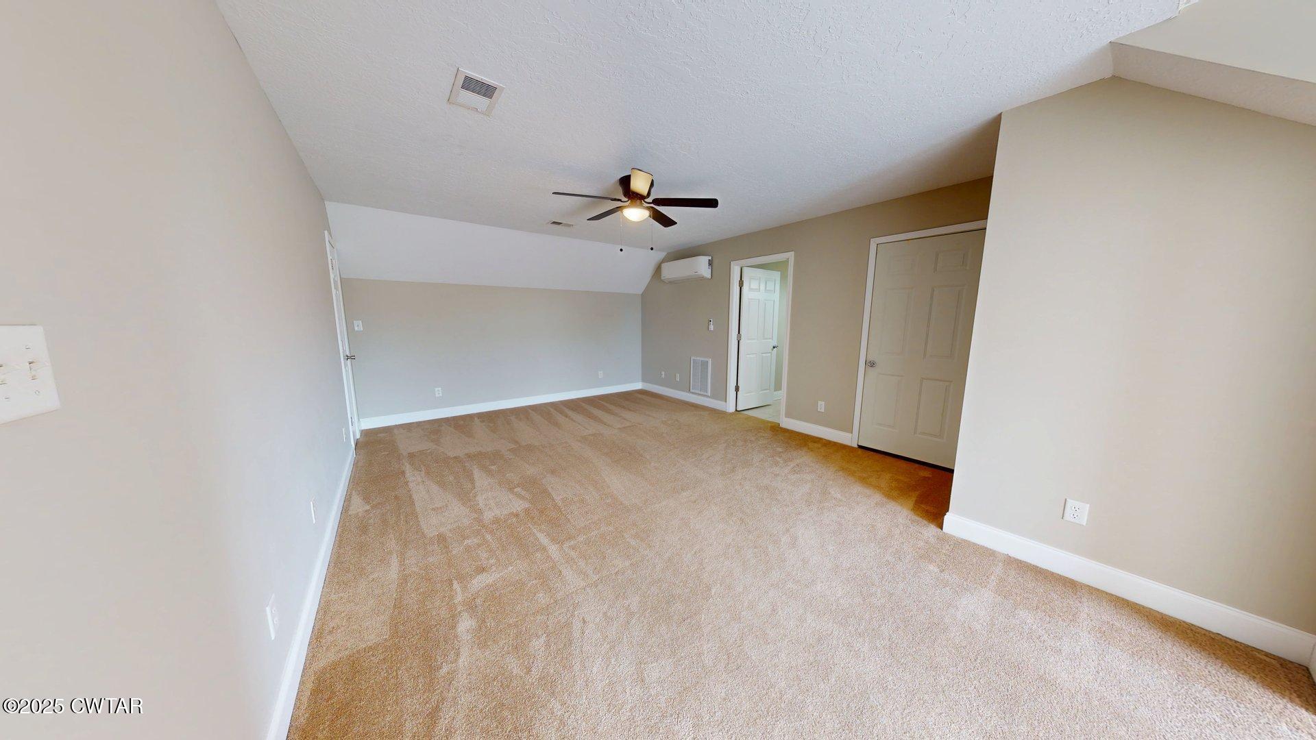 1112 Crowne Pointe Drive