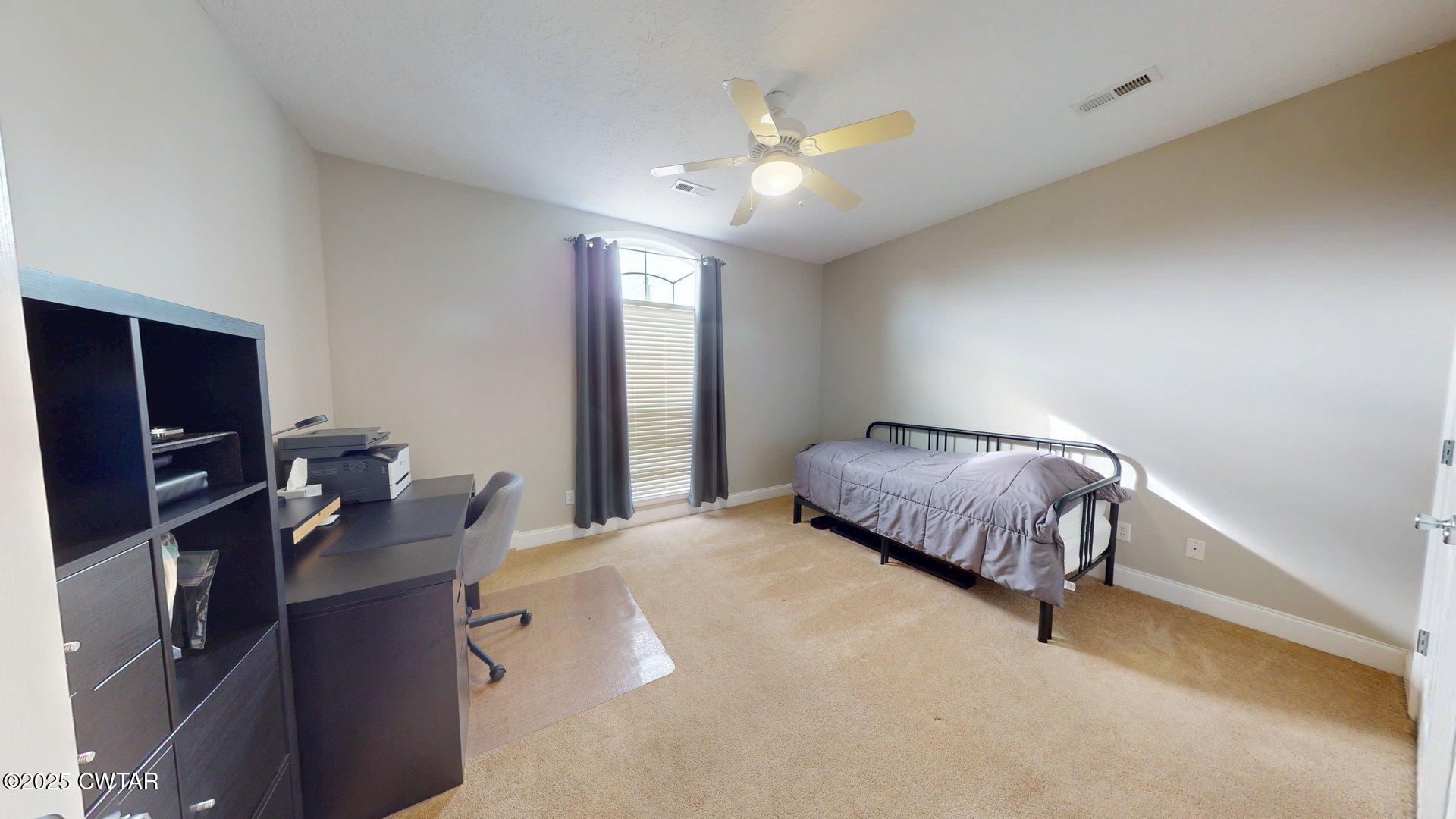 1112 Crowne Pointe Drive