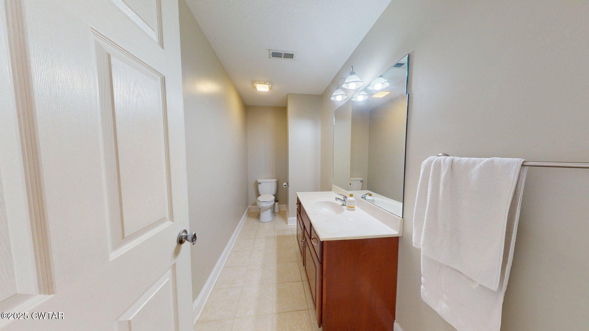 1112 Crowne Pointe Drive