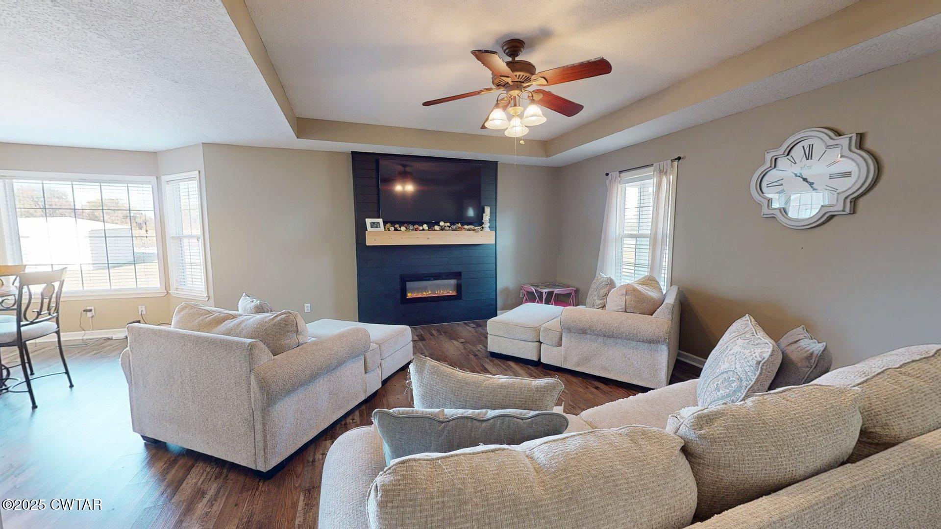 405 Benjamin Drive