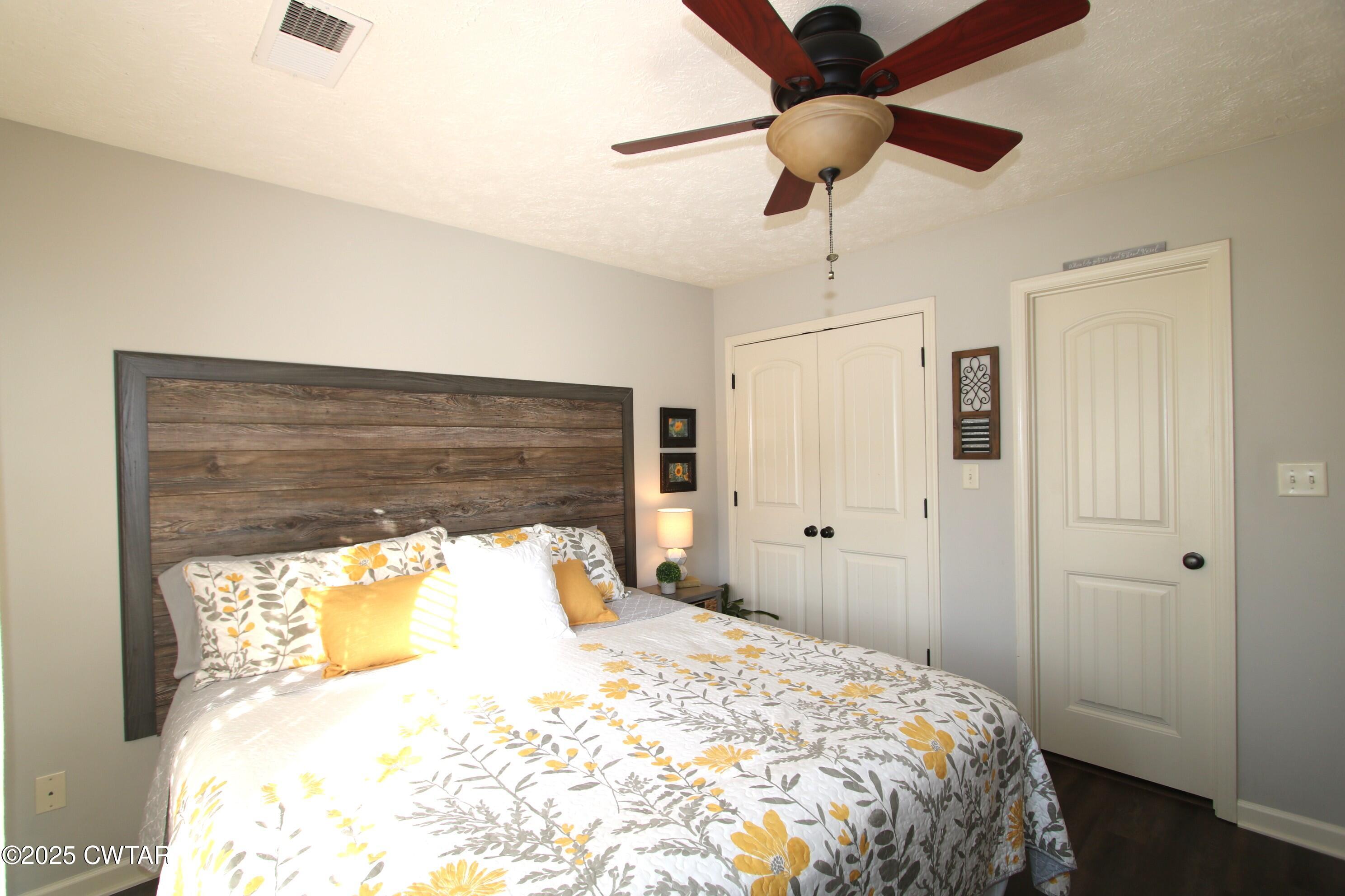 5104 Rolling Meadow