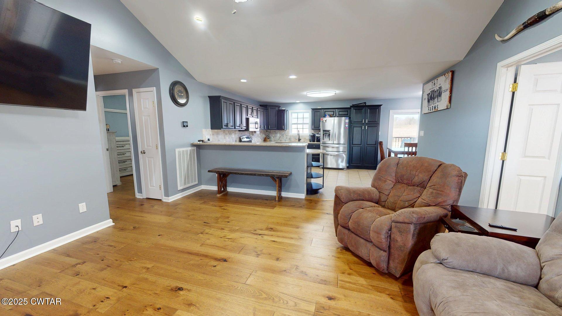968 Cherokee Road
