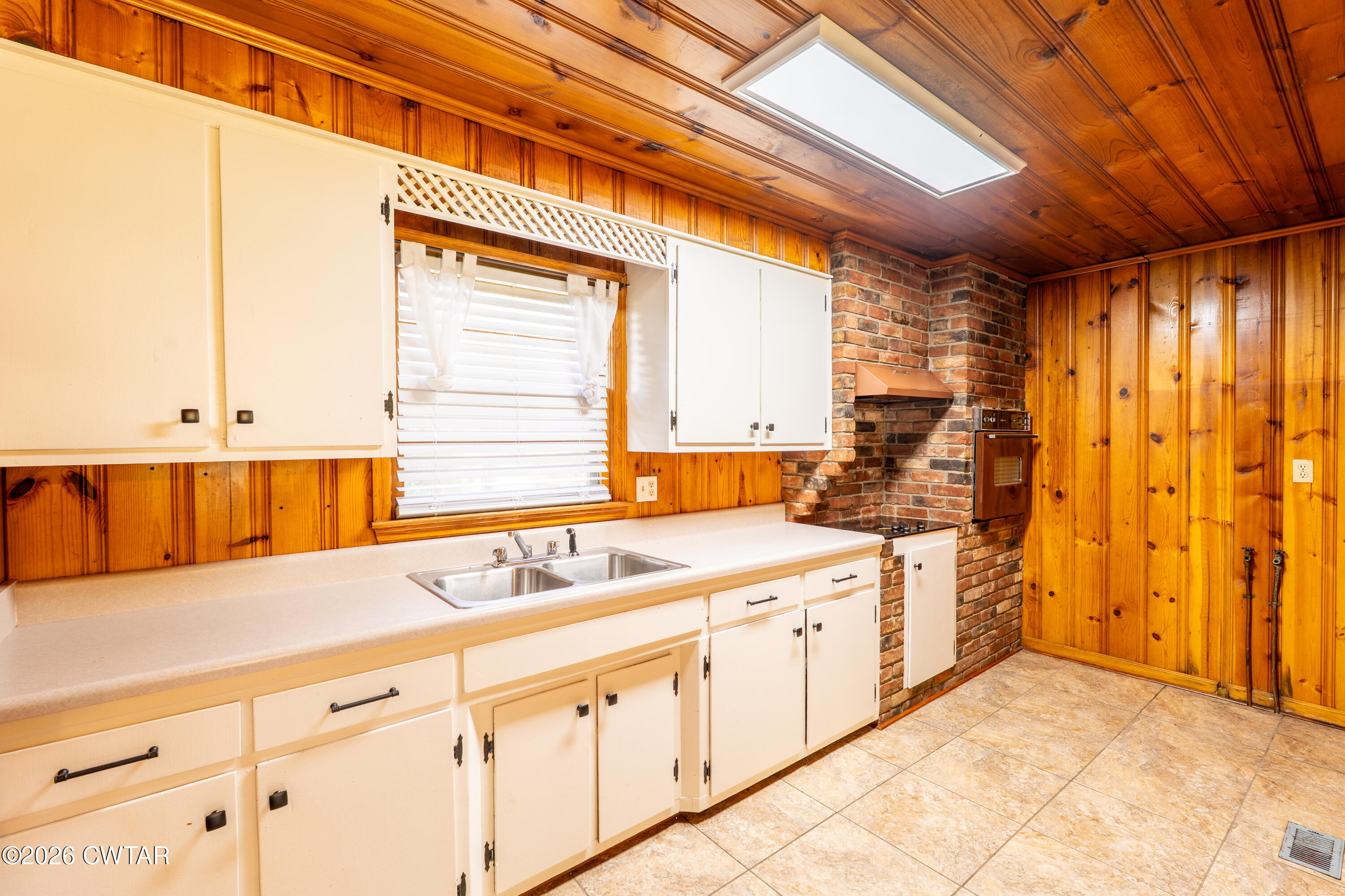 328 Terrell Road