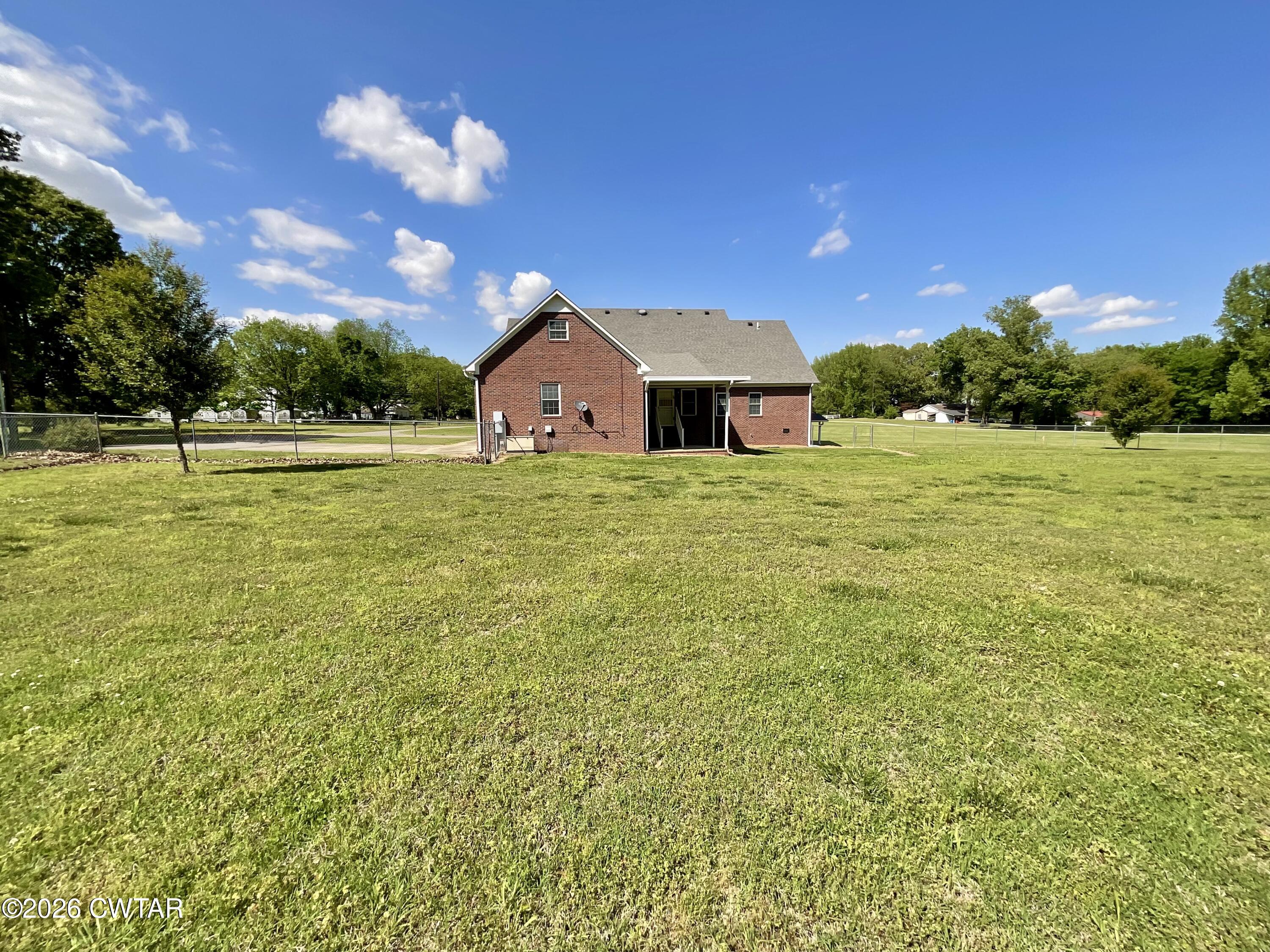5205 Highway 104 E