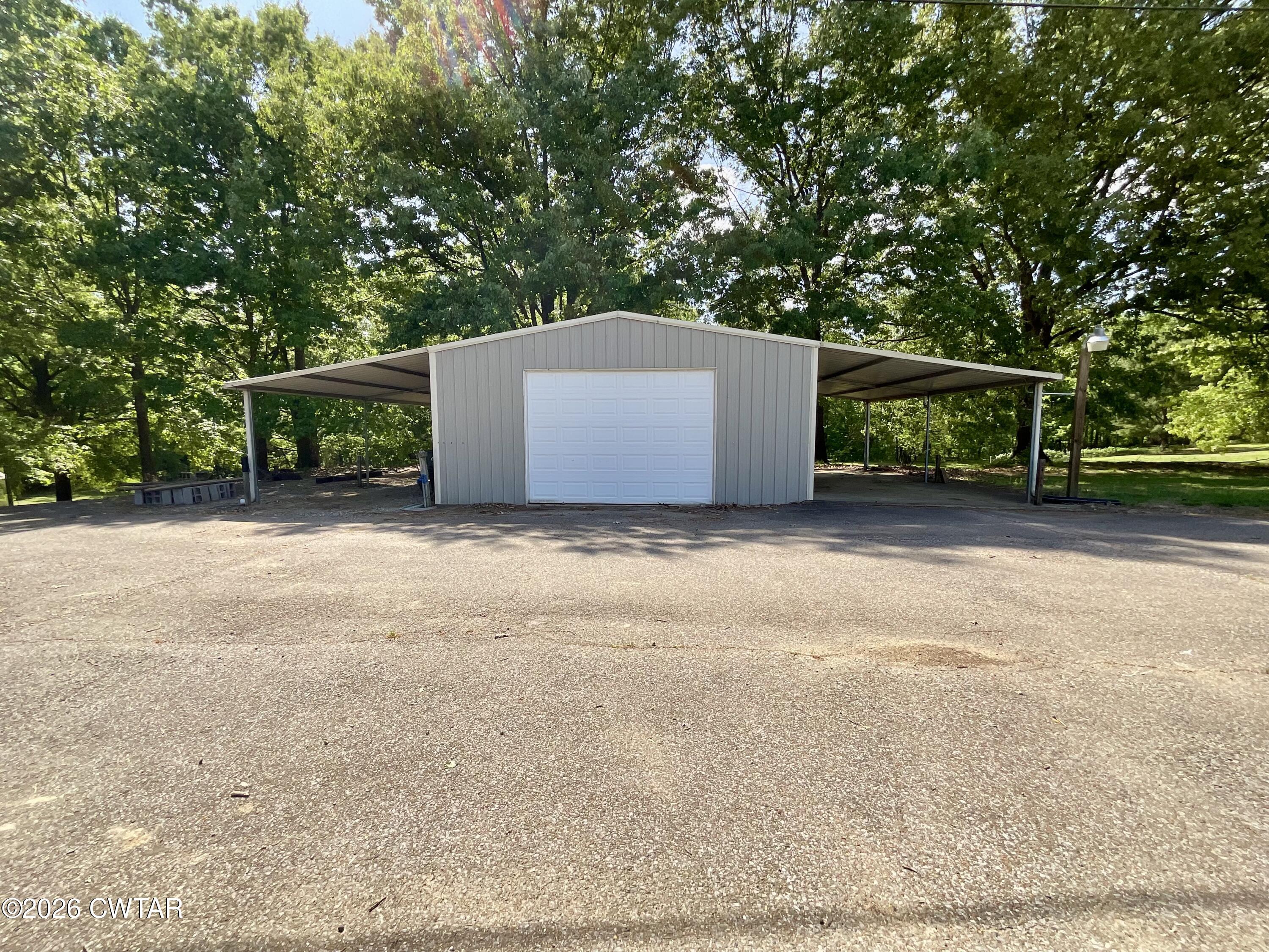 5205 Highway 104 E