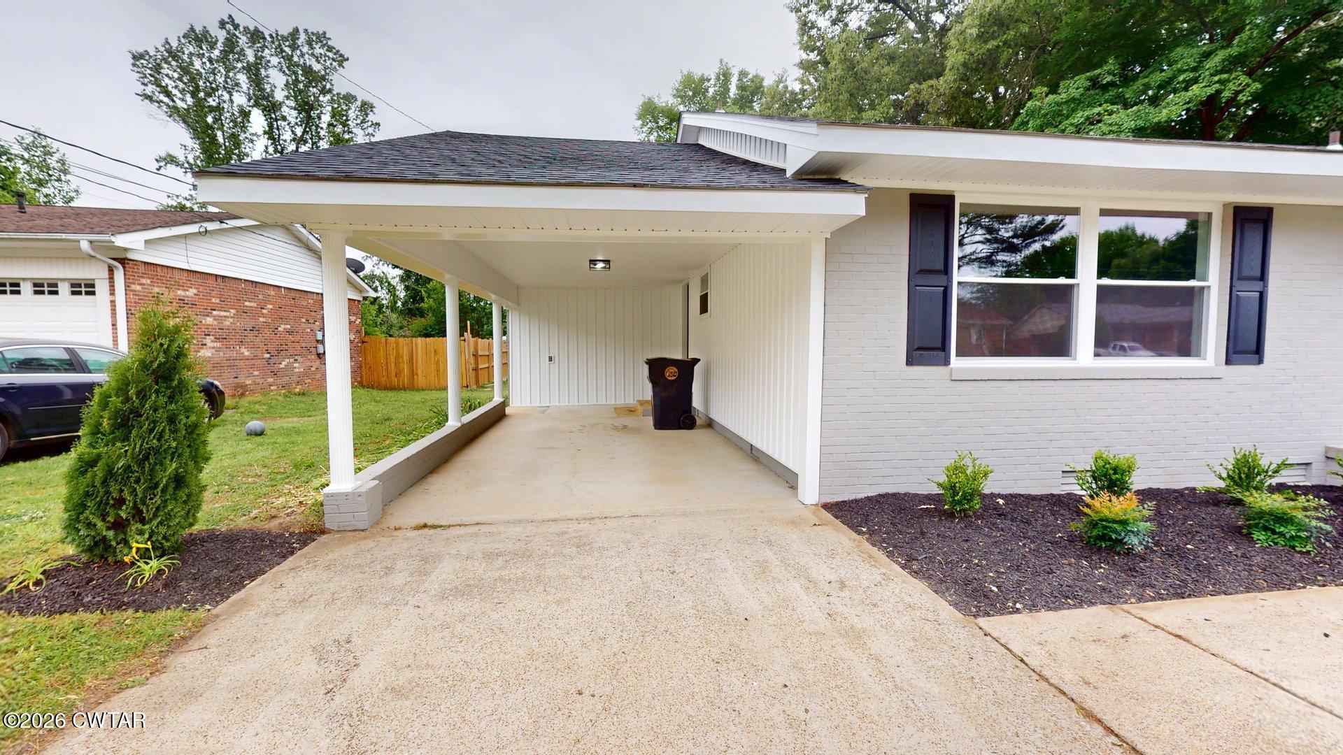 921 Flicker Drive