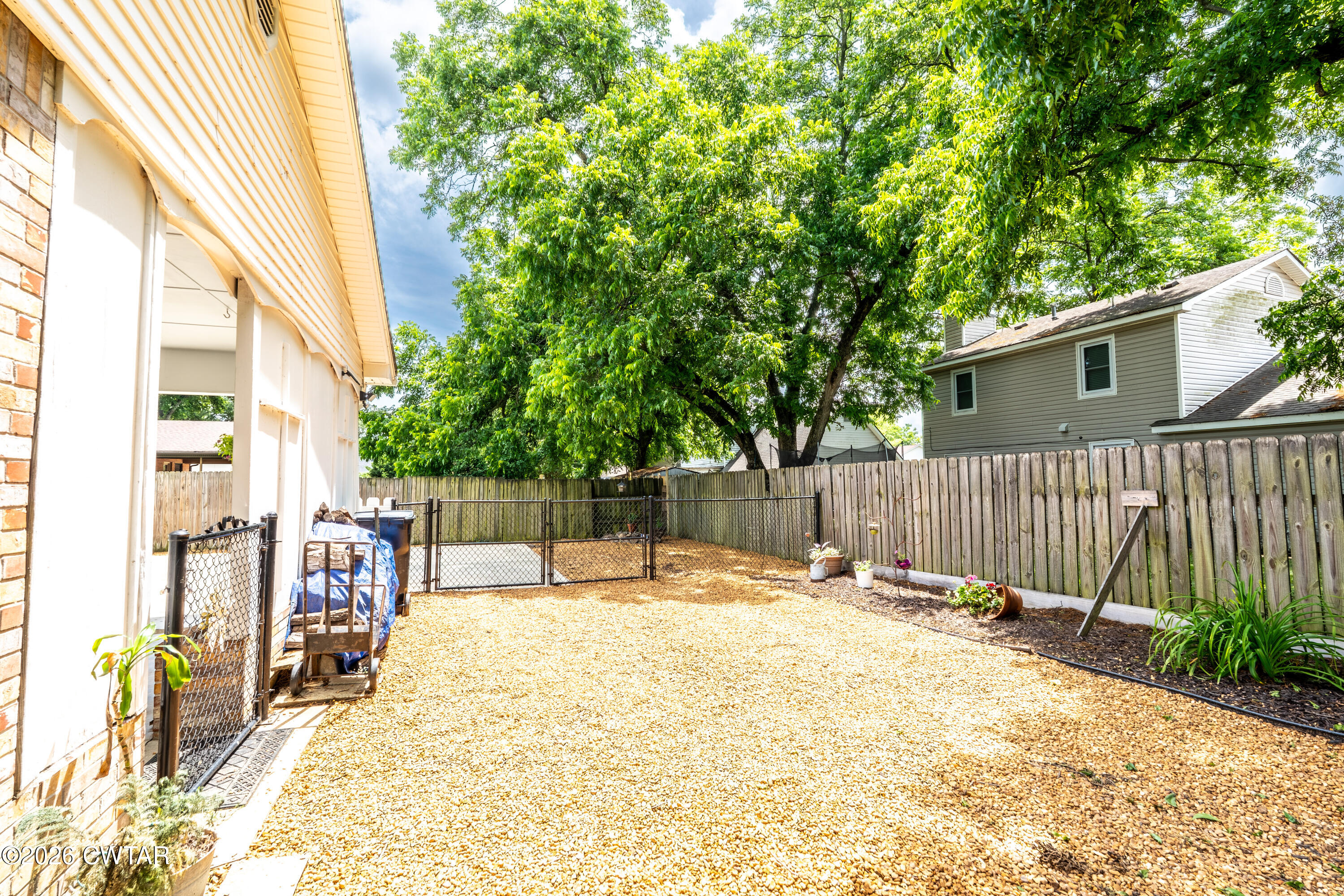 219 Fairfield Drive