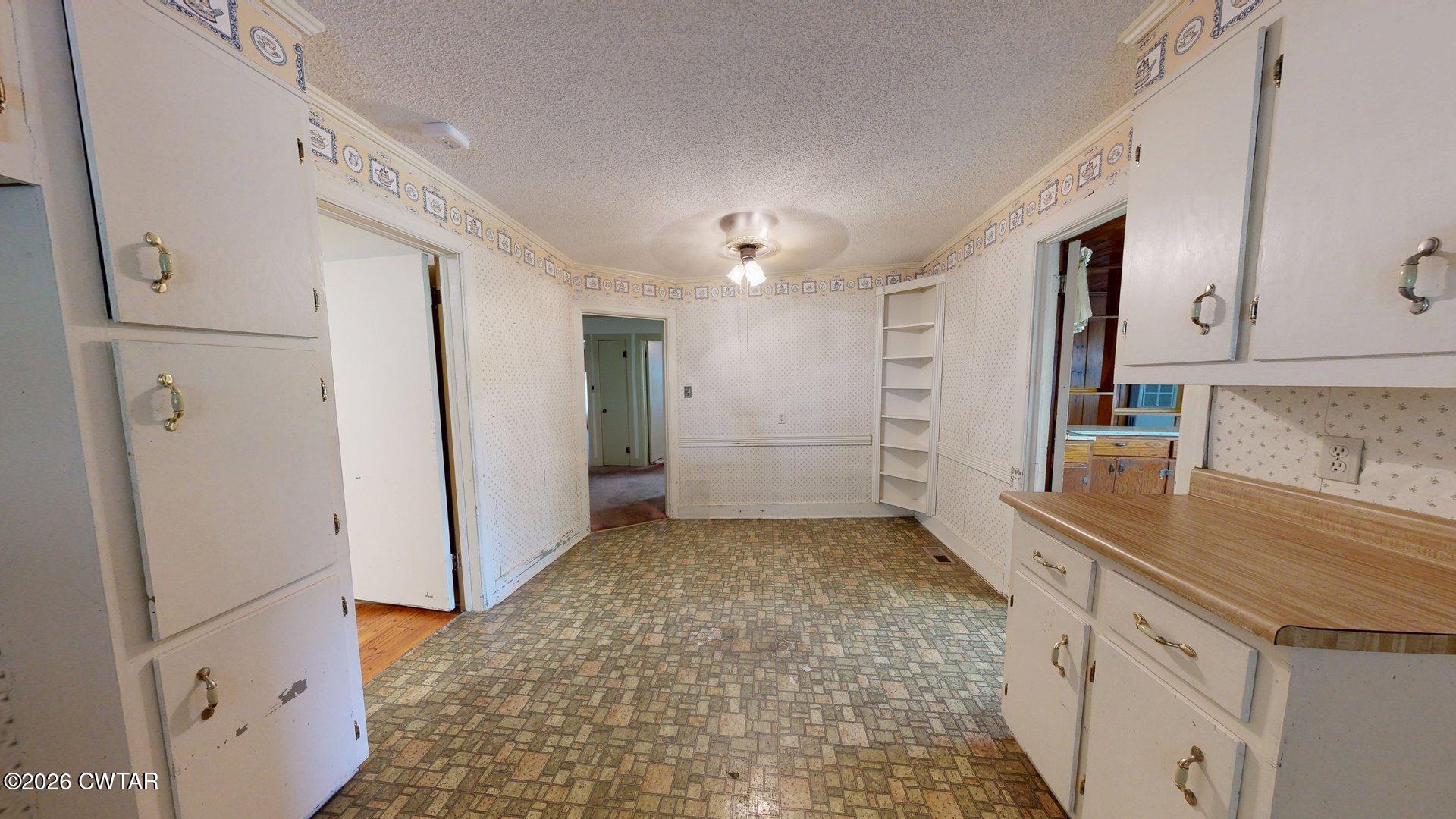 808 W Main Street