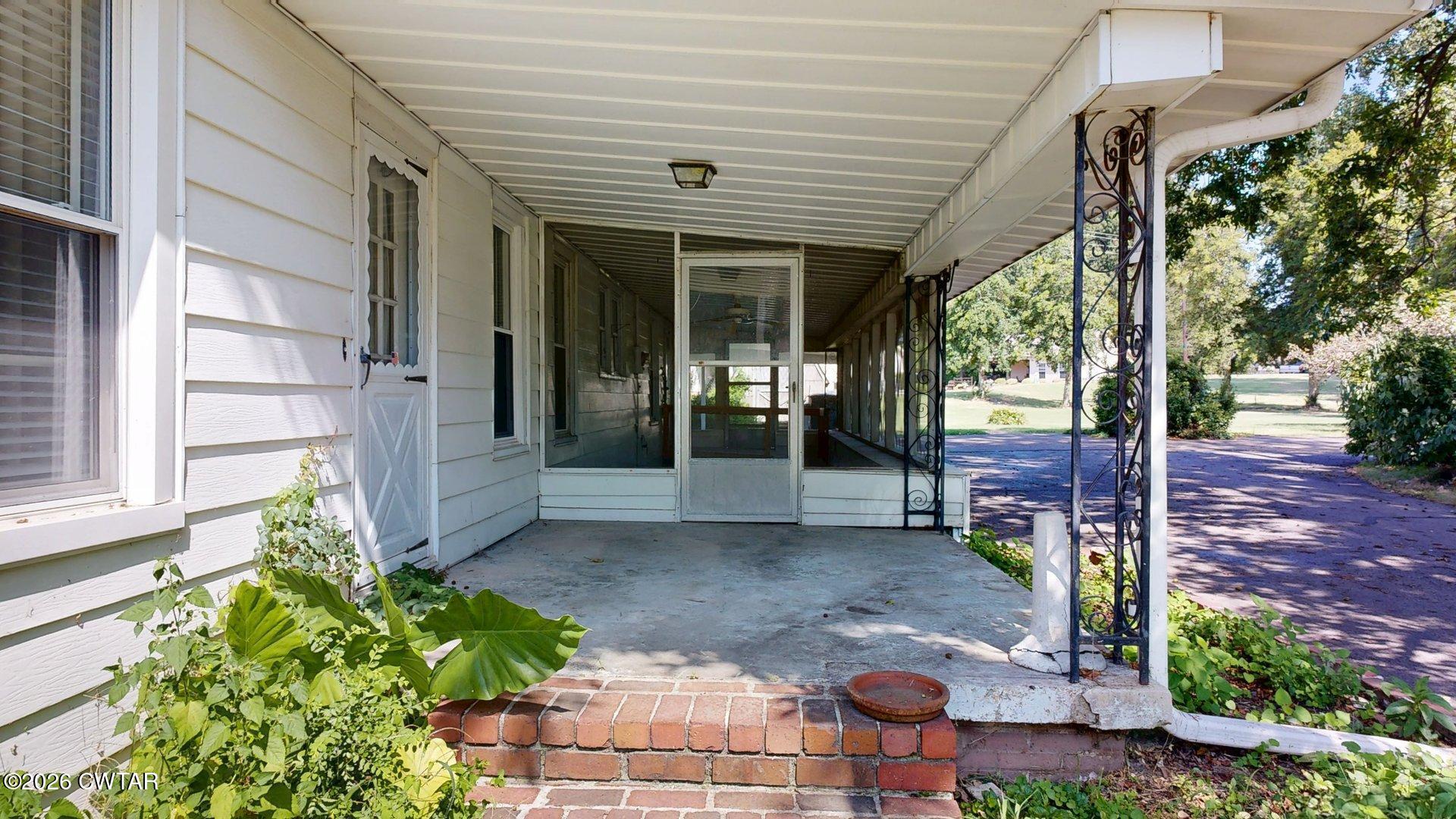 808 W Main Street