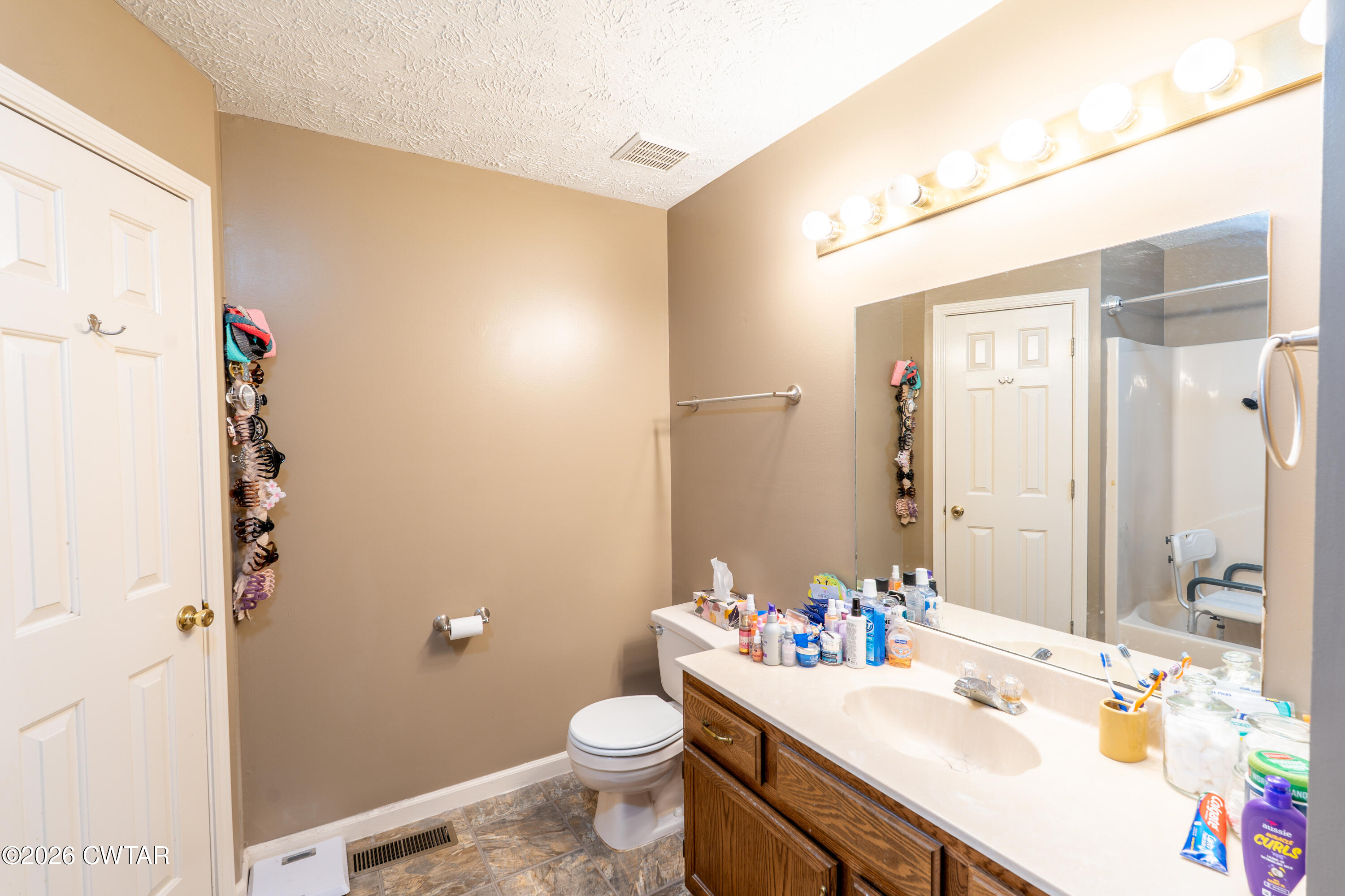 17 Daybreak Cove