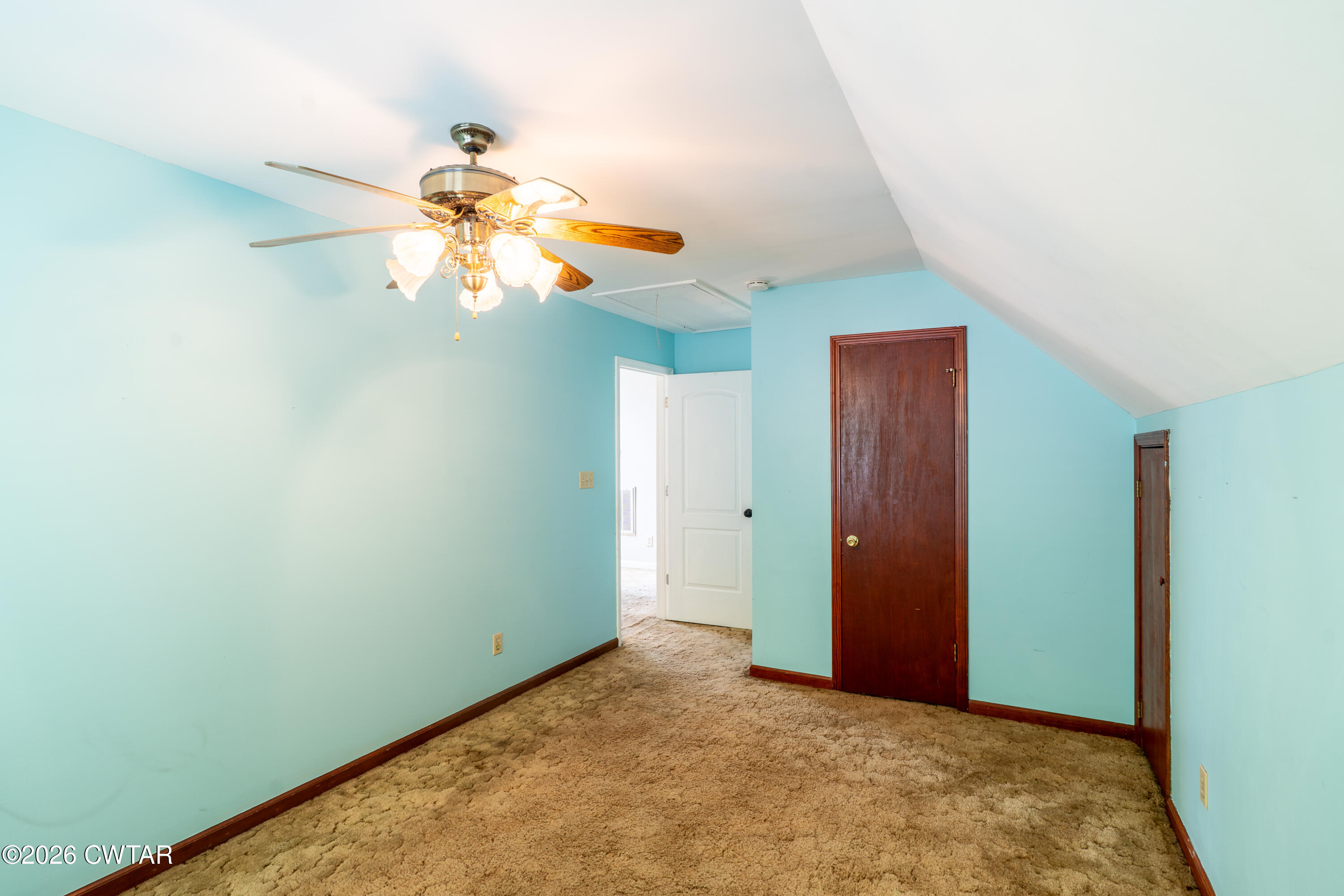 250 Nauvoo School Road