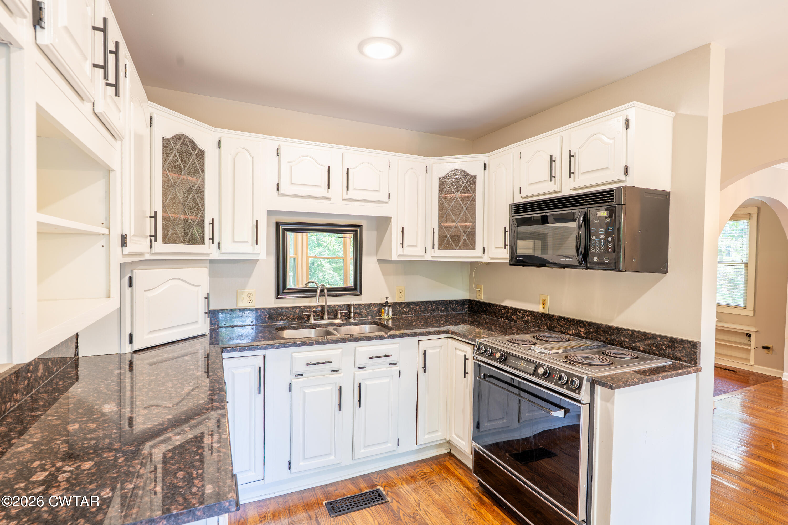 250 Nauvoo School Road