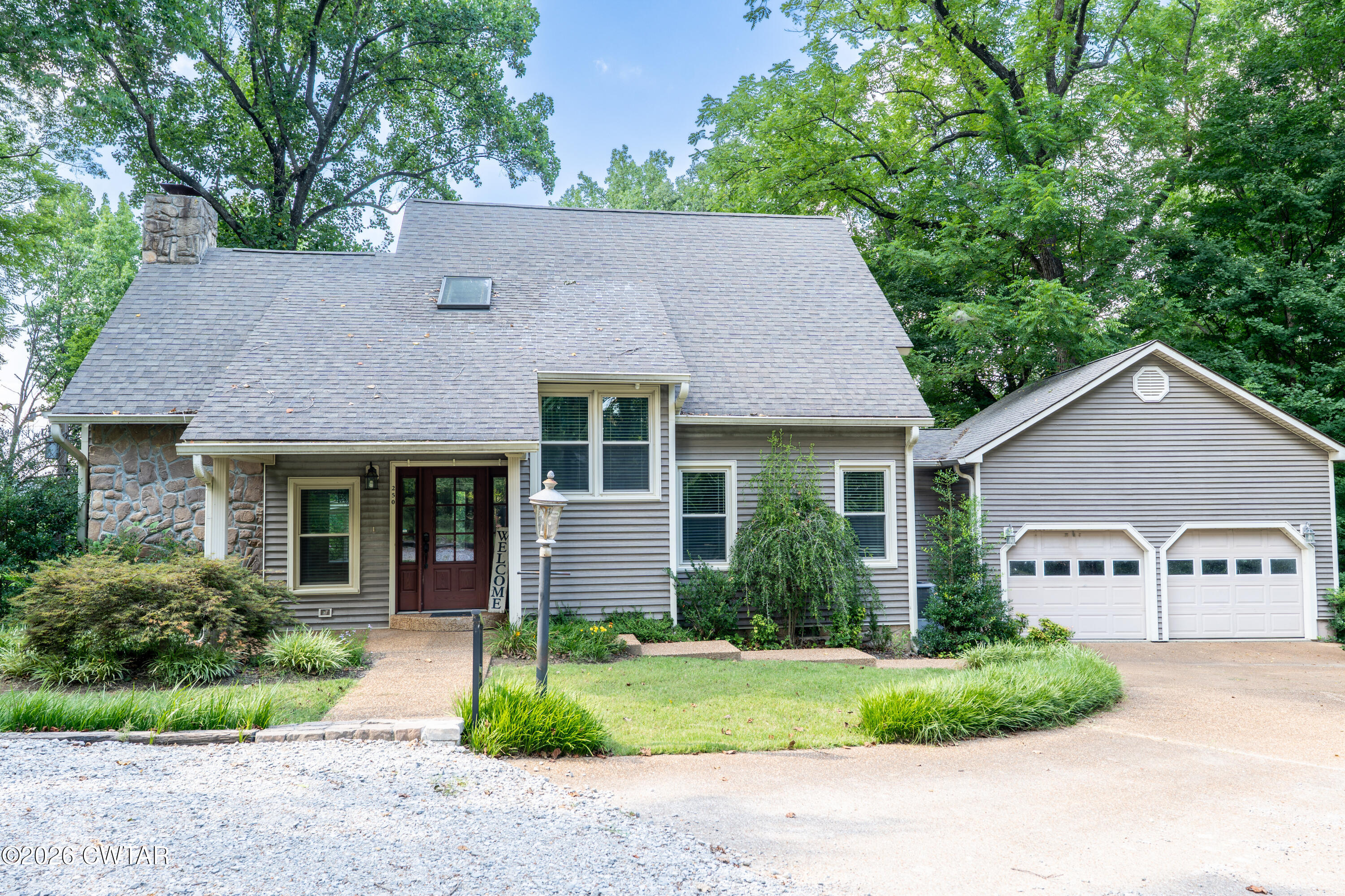 250 Nauvoo School Road