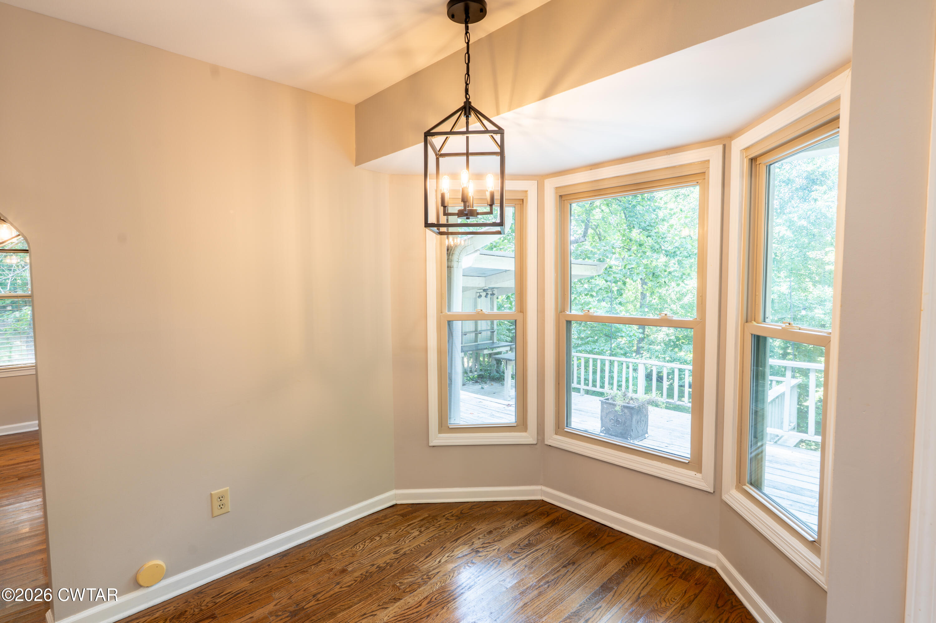 250 Nauvoo School Road