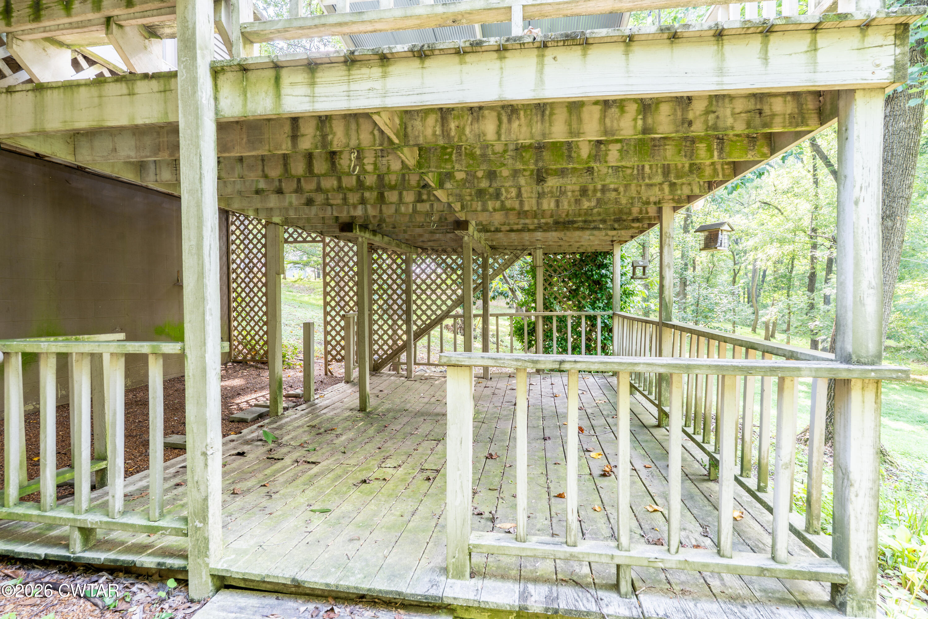 250 Nauvoo School Road