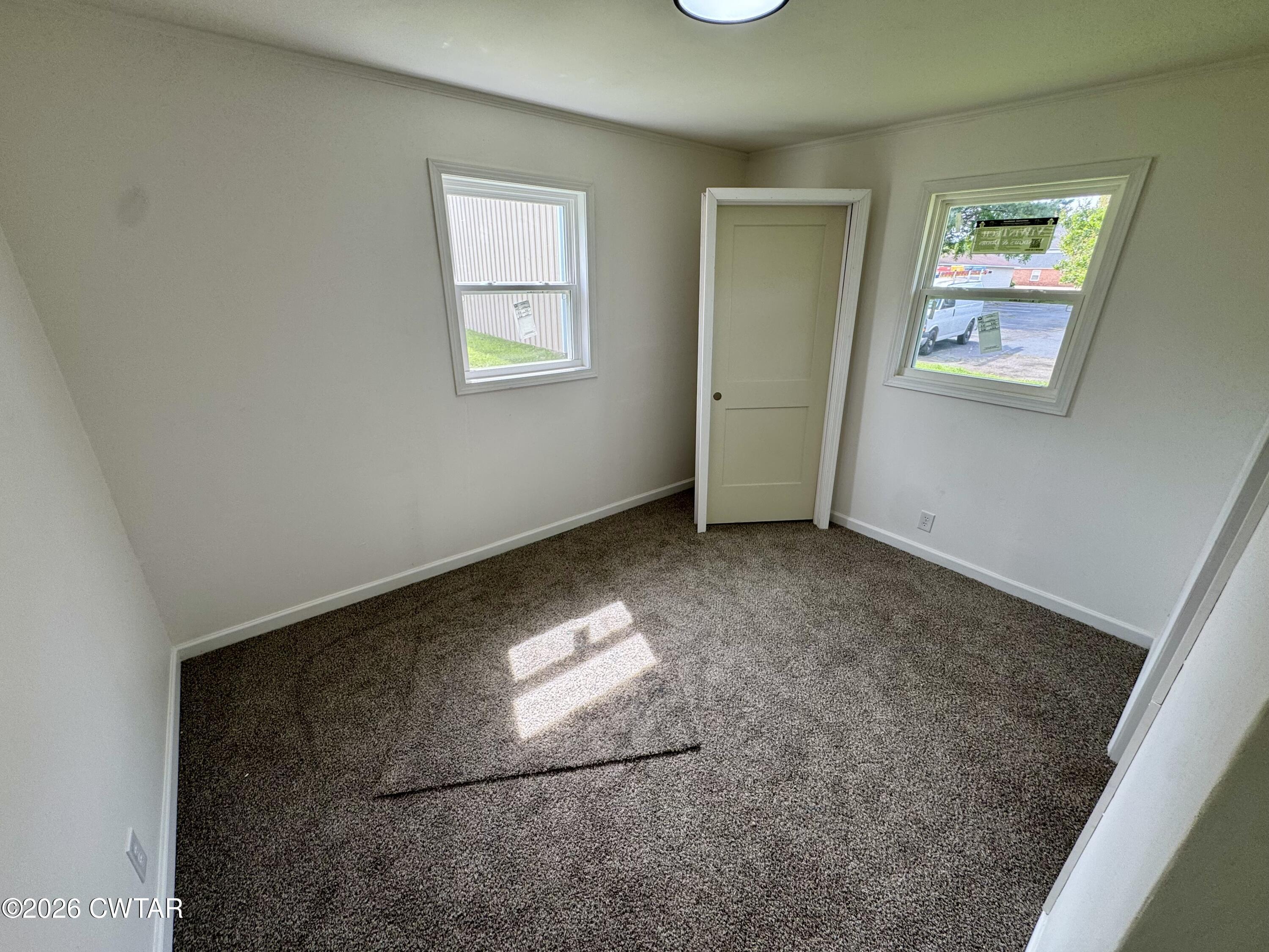 302 - 304 Taylor Street W