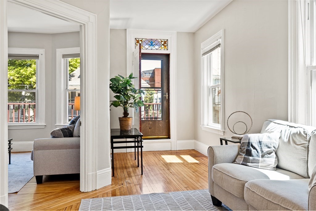 108 Belmont Street Unit: 108