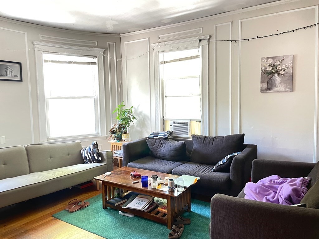93 Moraine Street Unit: 2