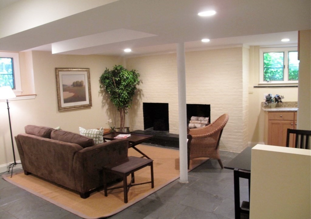 67 Walker Street Unit: B