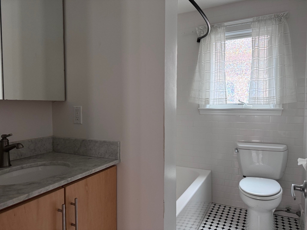 82 Alpine Street # 82