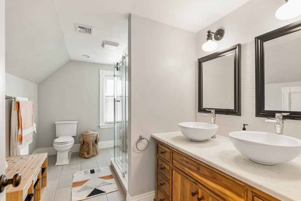 18 Sargent Street # 18