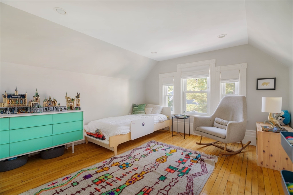 18 Sargent Street # 18
