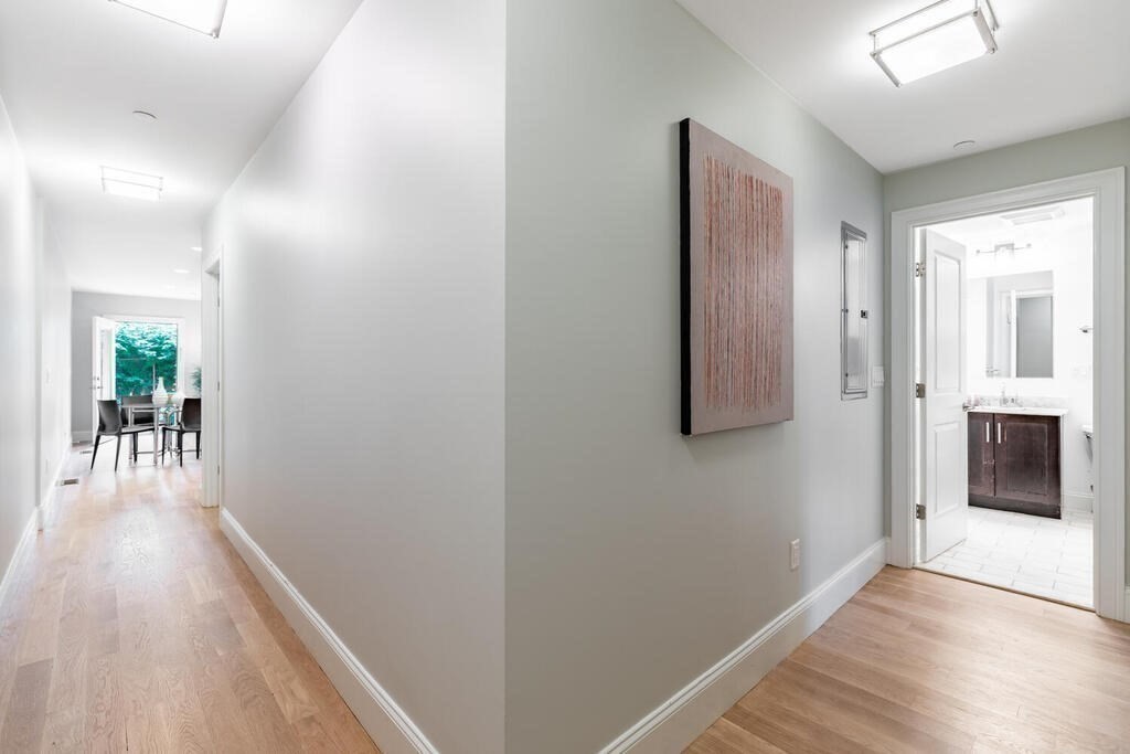 22 Peters Street # 2