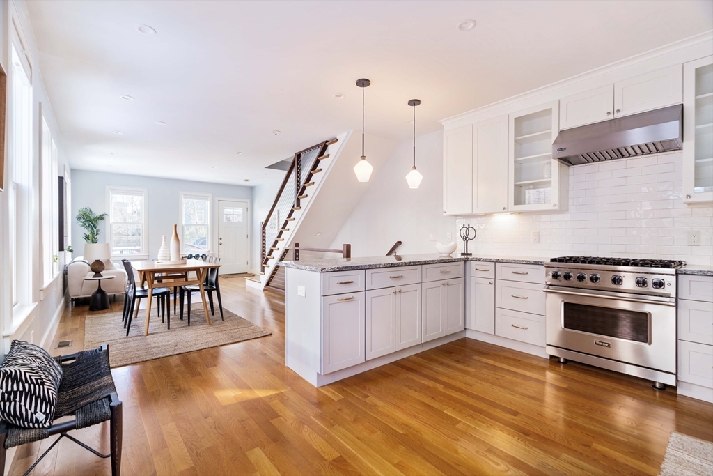 123 Pearl Street # 123