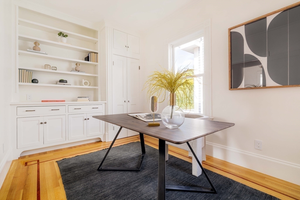 33 Fairmont Avenue # 33