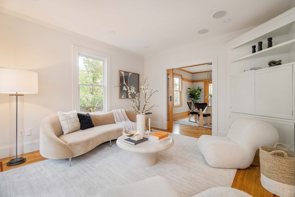 33 Fairmont Avenue # 33