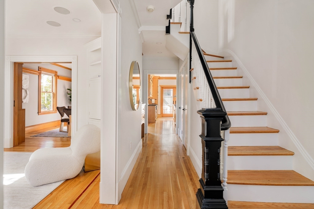 33 Fairmont Avenue # 33