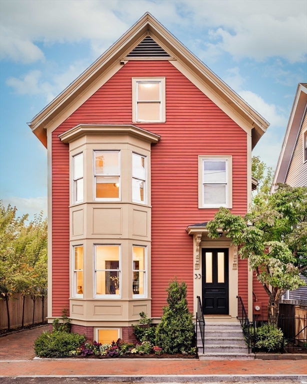 33 Fairmont Avenue # 33