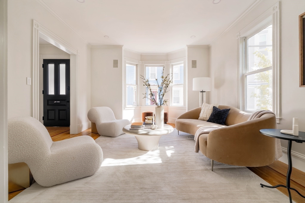 33 Fairmont Avenue # 33